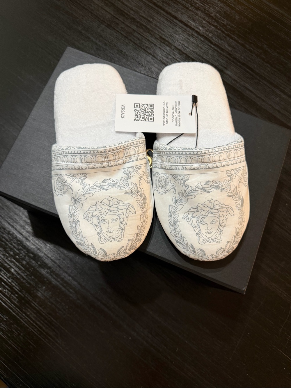NWT Versace Women's White Medusa-Print Slip-On Slippers